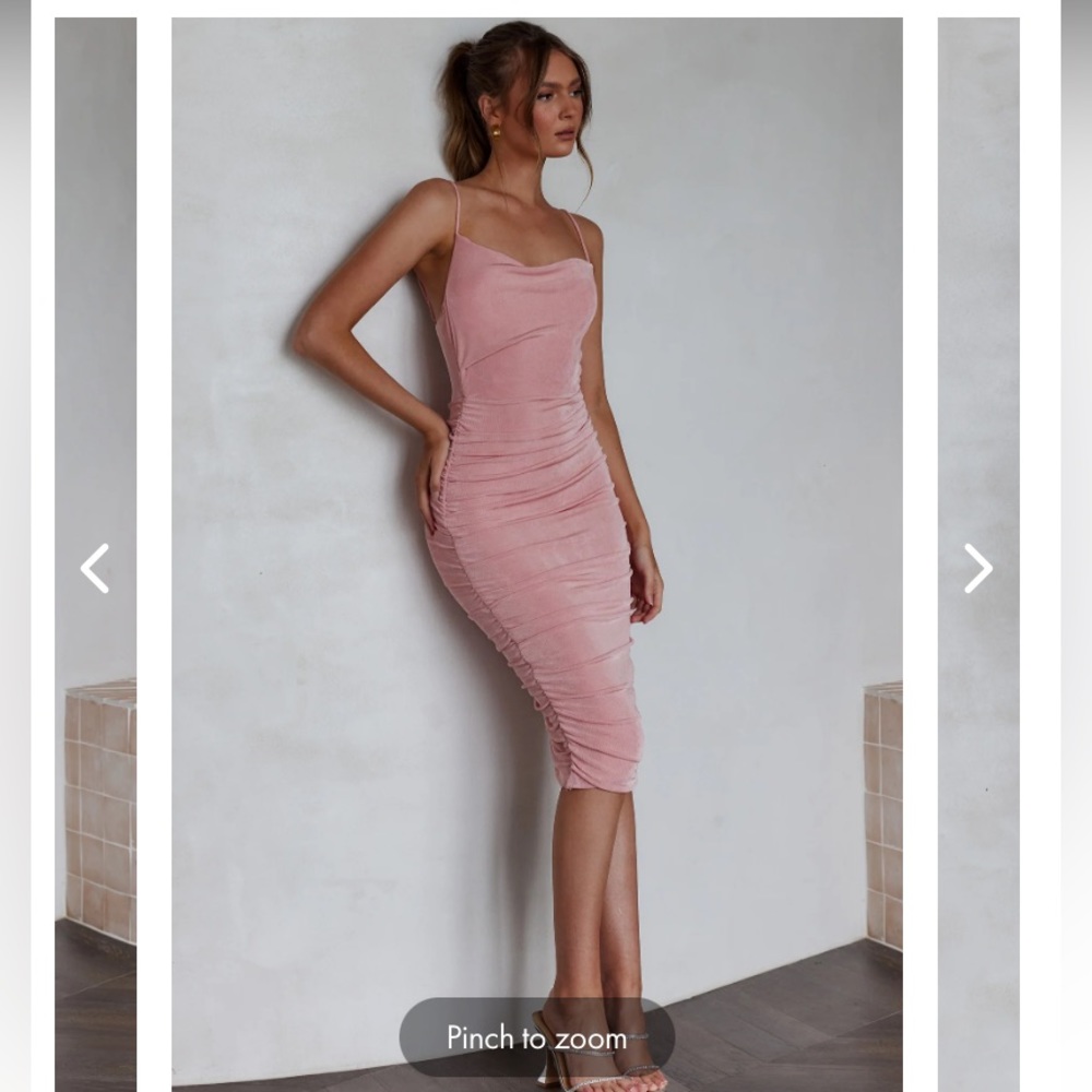 Selfie Leslie LITTLE WALTZ RUCHED MIDI DRESS PINK